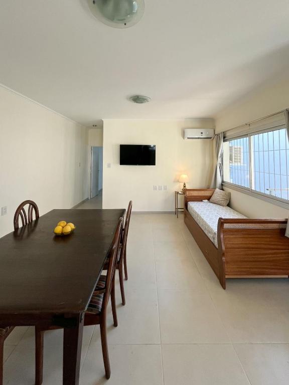 Sala de estar y comedor - Departamento A