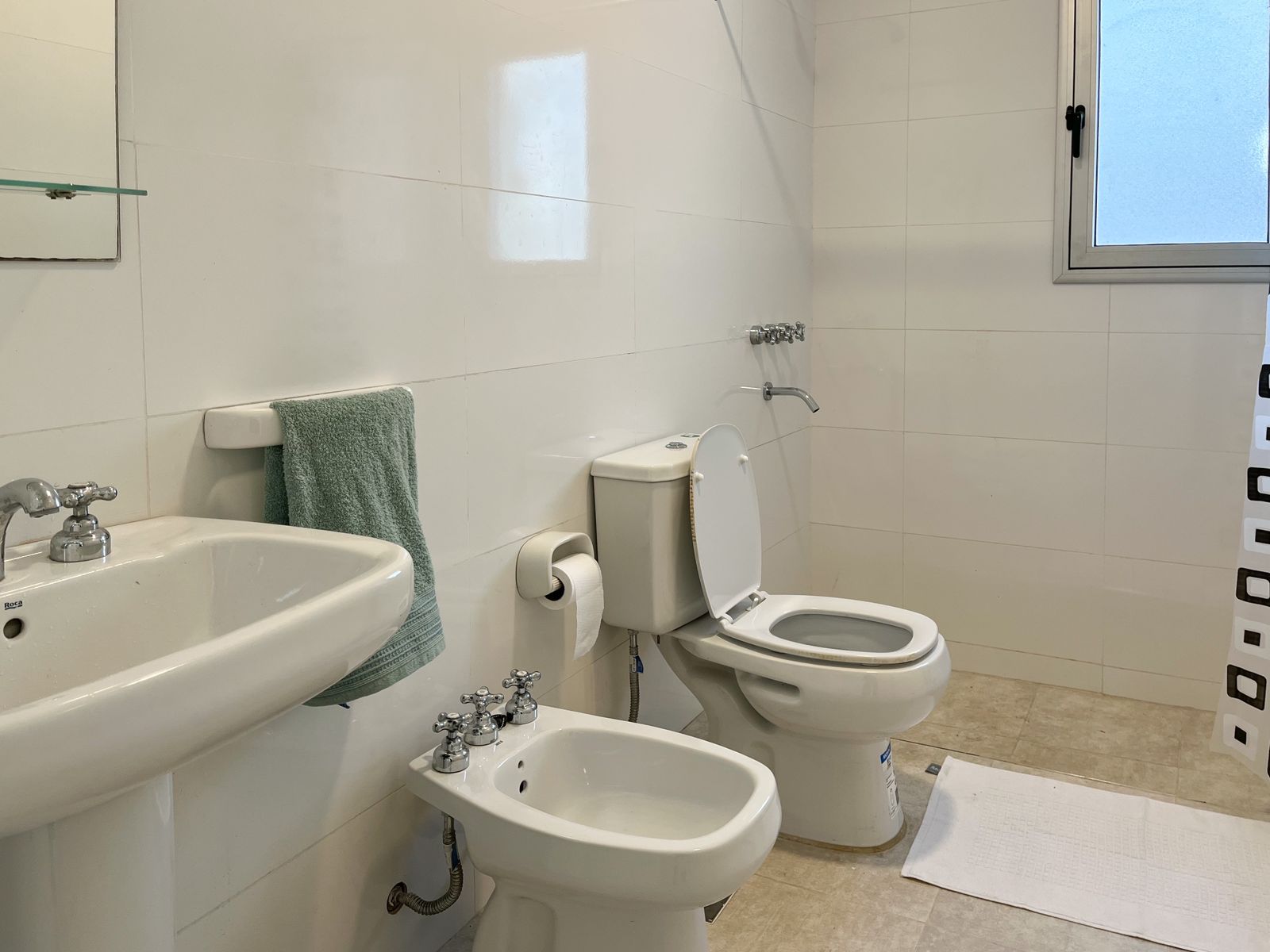 Baño completo - Departamento A